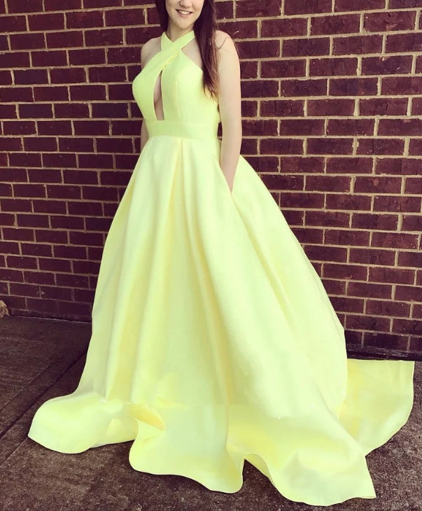 Luolandi Alluring Satin Halter Neckline Sweep Train A-line Prom Dress Elegant Evening Dress